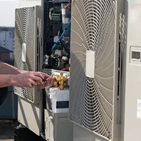 refridgeration_and_air_conditioning_engineer